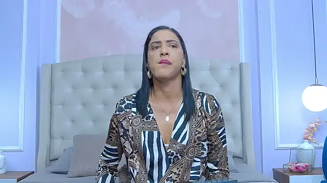 Snapshot of JoannaCox chatting on 12, 3, 2025 JoannaCox online show from 12, 3, 2025