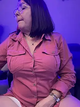 PaulinaSanders X online show from 22, 1, 2025