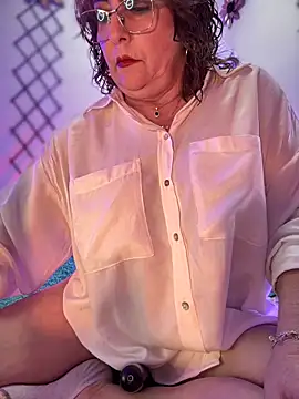 PaulinaSanders X online show from 10, 2, 2026