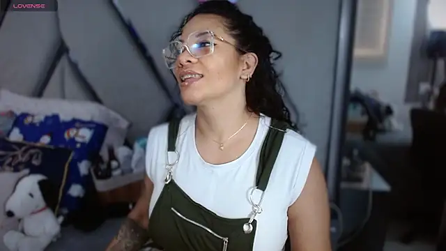 paula daniela1 online show from 16, 12, 2025