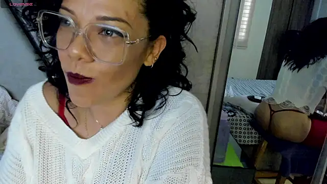 paula daniela1 online show from 3, 2, 2025