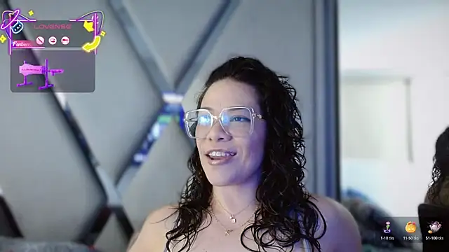 Snapshot of paula_daniela1 chatting on 22, 10, 2025 paula daniela1 online show from 22, 10, 2025