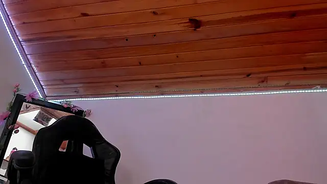 kat apple online show from 18, 4, 2026