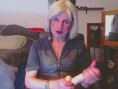 LorenJade online show from 22, 4, 2026