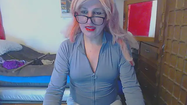 LorenJade online show from 8, 2, 2025