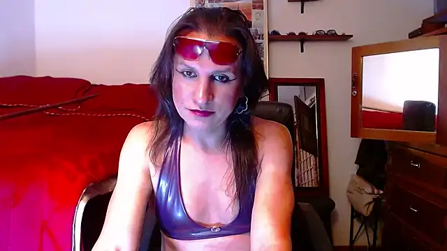 LorenJade online show from 15, 7, 2026