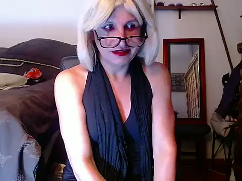 LorenJade online show from 17, 6, 2026