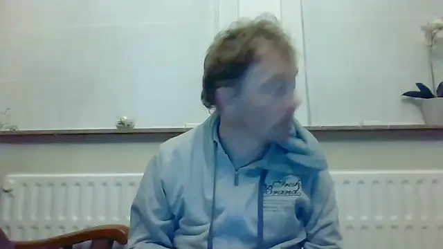 Snapshot of bertolini chatting on 6, 5, 2026 bertolini online show from 6, 5, 2026