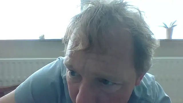 Snapshot of bertolini chatting on 27, 4, 2026 bertolini online show from 27, 4, 2026