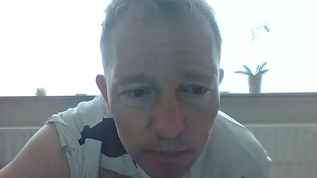 Snapshot of bertolini chatting on 17, 5, 2026 bertolini online show from 17, 5, 2026