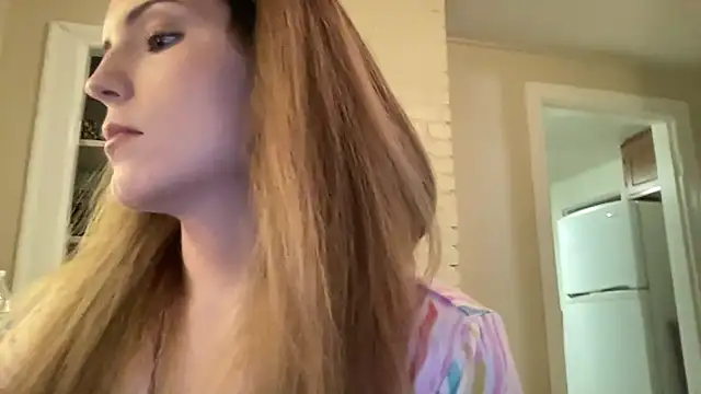 Snapshot of sexylilly69 chatting on 28, 4, 2026 sexylilly69 online show from 28, 4, 2026