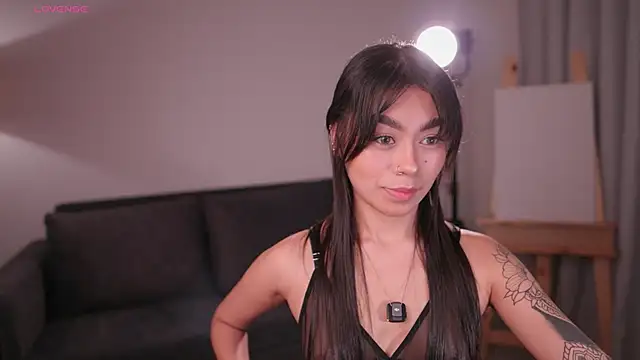Snapshot of GigiLee_ chatting on 9, 7, 2026 GigiLee online show from 9, 7, 2026