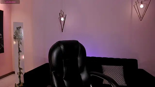 EloisaOlivero online show from 24, 11, 2025