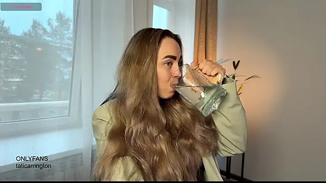 hotexclusive  online show from 20, 10, 2025