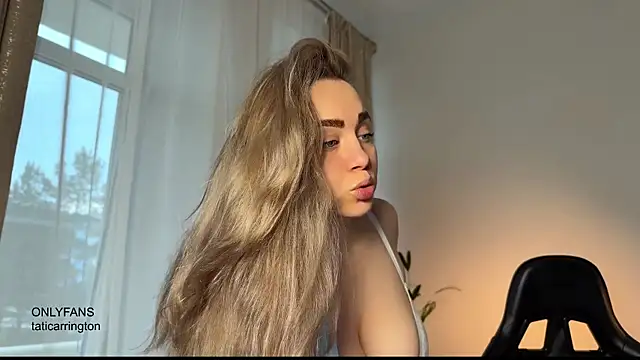 hotexclusive  online show from 3, 11, 2025