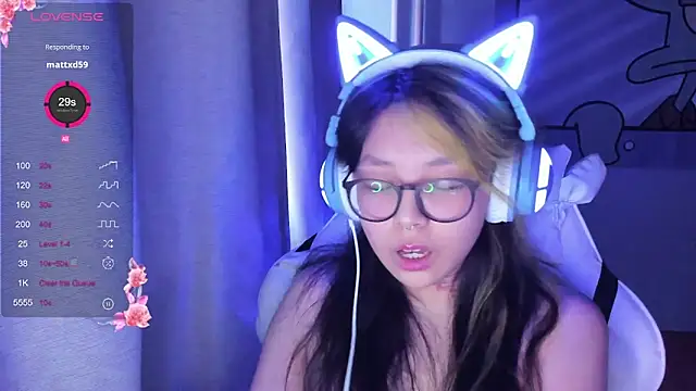Snapshot of maydaykimmy chatting on 8, 2, 2025 maydaykimmy online show from 8, 2, 2025