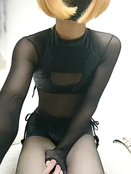 Snapshot of dmmsuzu95 chatting on 23, 9, 2025 dmmsuzu95 online show from 23, 9, 2025