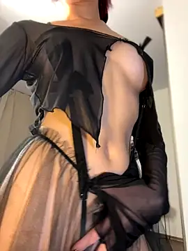 Evangeline Lawrence  online show from 10, 10, 2025