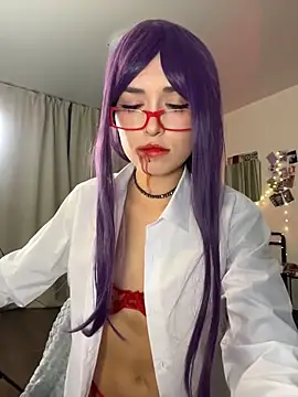 Evangeline Lawrence  online show from 31, 10, 2025