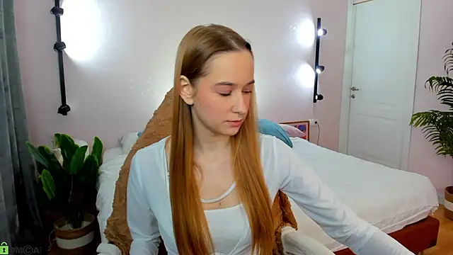 Sweett Monica online show from 10, 3, 2026