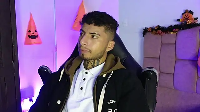 JuanCamiilo 66 online show from 28, 10, 2025