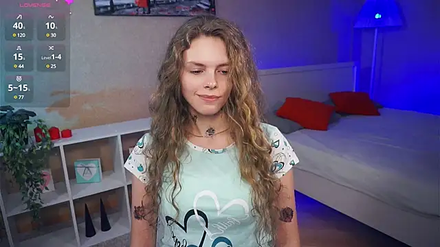 RayaNenlia online show from 10, 2, 2025