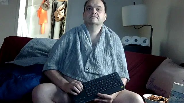 Snapshot of caressonnous chatting on 11, 11, 2025 caressonnous online show from 11, 11, 2025