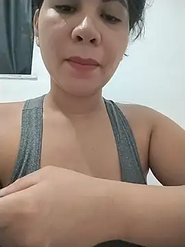 Snapshot of Yara0k chatting on 27, 4, 2026 Yara0k online show from 27, 4, 2026