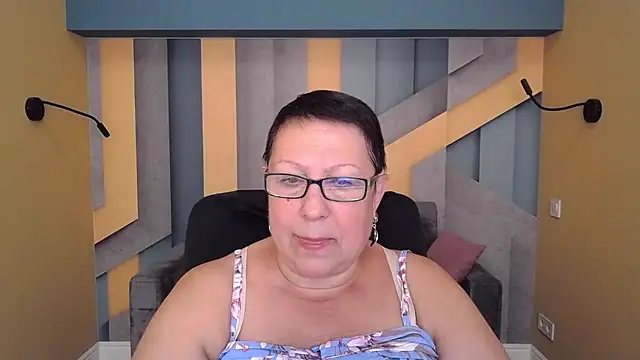BarbaraTurners online show from 12, 9, 2025