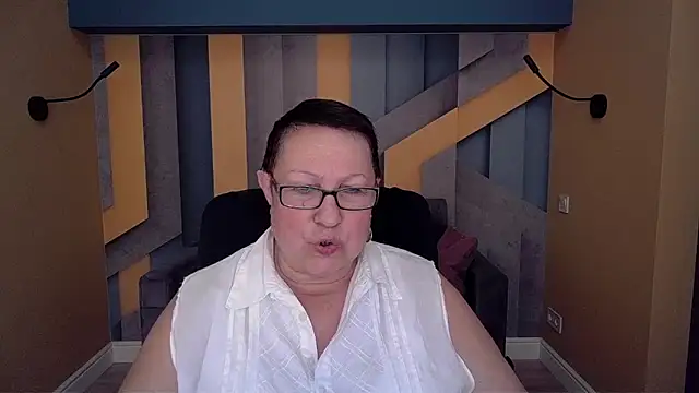 BarbaraTurners online show from 16, 11, 2025