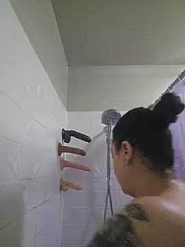 honeeyyy pot online show from 12, 1, 2026