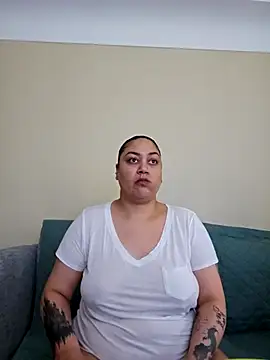 honeeyyy pot online show from 2, 4, 2026