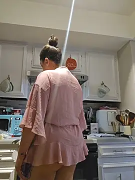 honeeyyy pot online show from 29, 11, 2025