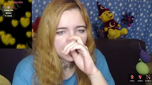 Snapshot of Yours_good_mood chatting on 6, 10, 2025 Yours good mood online show from 6, 10, 2025