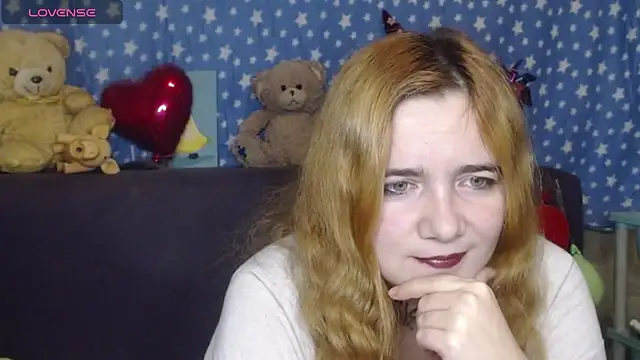 Snapshot of Yours_good_mood chatting on 5, 10, 2025 Yours good mood online show from 5, 10, 2025