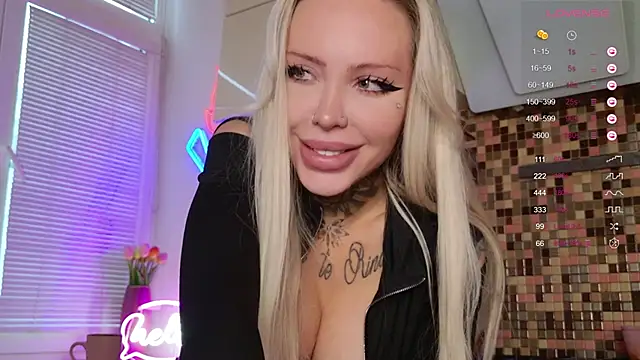 Snapshot of 2badforyou chatting on 24, 1, 2025 2badforyou online show from 24, 1, 2025