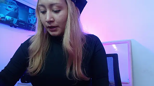 KorayRoussel online show from 28, 2, 2026