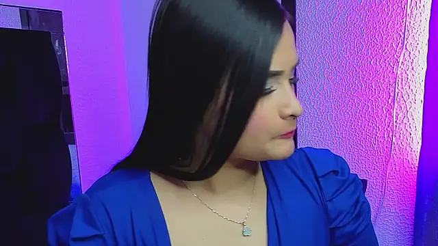 agatha lovee online show from 23, 11, 2025