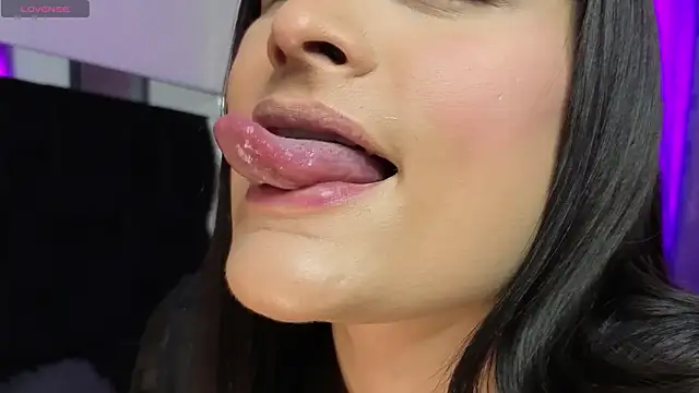 agatha lovee online show from 8, 2, 2026