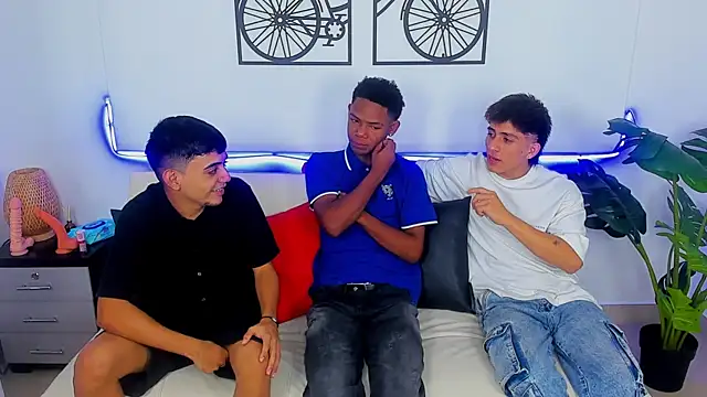 Crazy nigth01 online show from 18, 2, 2026