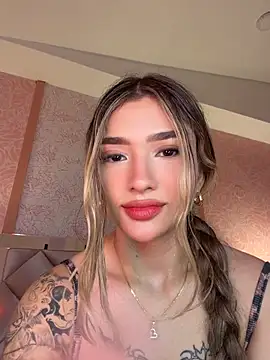 Snapshot of Arianavillada chatting on 27, 4, 2026 Arianavillada online show from 27, 4, 2026
