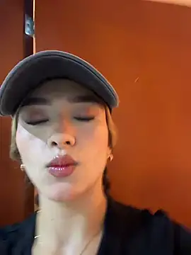 Snapshot of Arianavillada chatting on 2, 6, 2026 Arianavillada online show from 2, 6, 2026