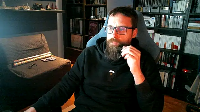 Snapshot of MeSteff chatting on 15, 4, 2026 MeSteff online show from 15, 4, 2026