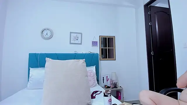 kamila lopez online show from 28, 3, 2026