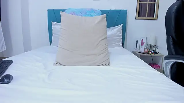 kamila lopez online show from 25, 10, 2025