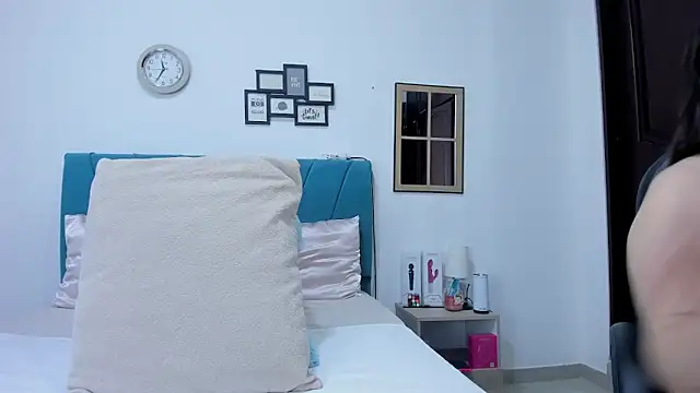 kamila lopez online show from 25, 11, 2025