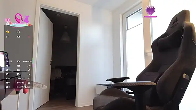 Snapshot of Hot_ToyBoy6974 chatting on 26, 4, 2026 Hot ToyBoy6974 online show from 26, 4, 2026