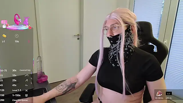 Hot ToyBoy6974 online show from 22, 4, 2026