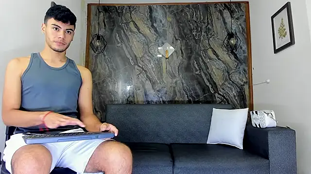 liam genner  online show from 20, 2, 2025