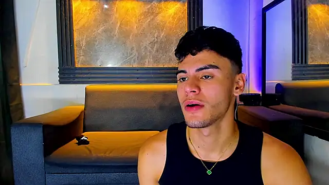 Snapshot of liam_genner_ chatting on 21, 11, 2025 liam genner online show from 21, 11, 2025